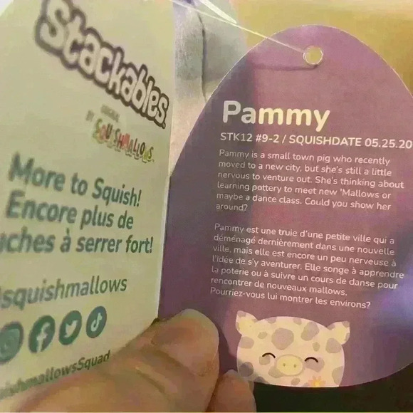 Squishmallows Stackables Pammy Pig - Picture 4 of 4